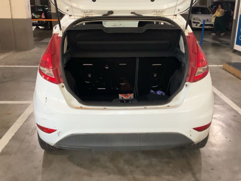 Ford Fiesta 1.4 TDCi Trend — zdjęcie 10