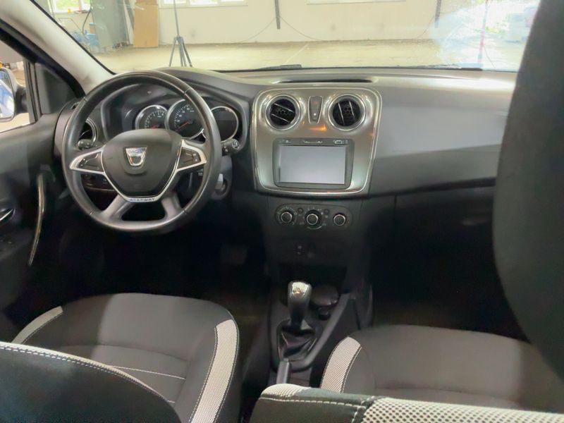Dacia Sandero 0.9 TCe Stepway Prestige — zdjęcie 12