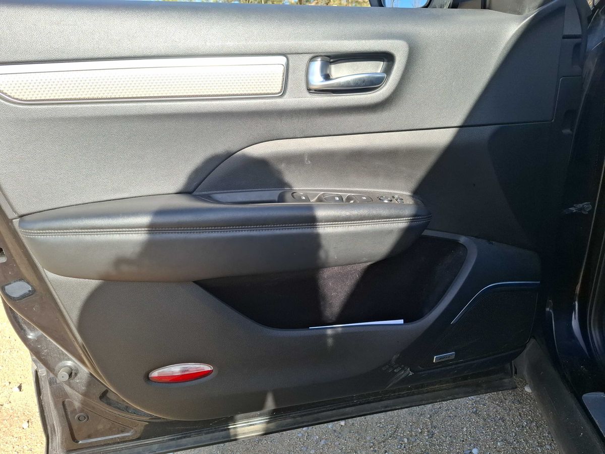 Renault Koleos 2019 — photo 63