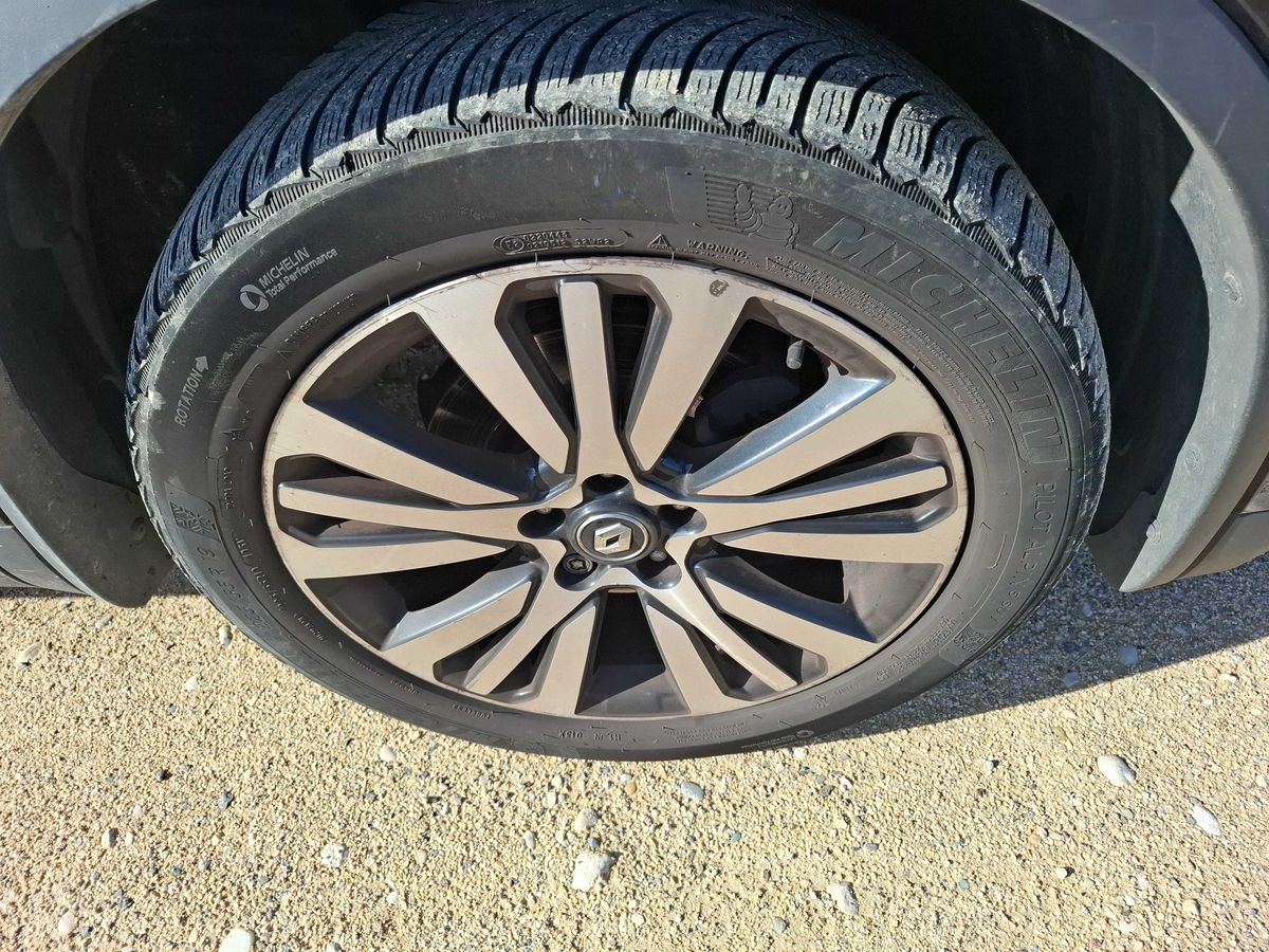 Renault Koleos 2019 — photo 25