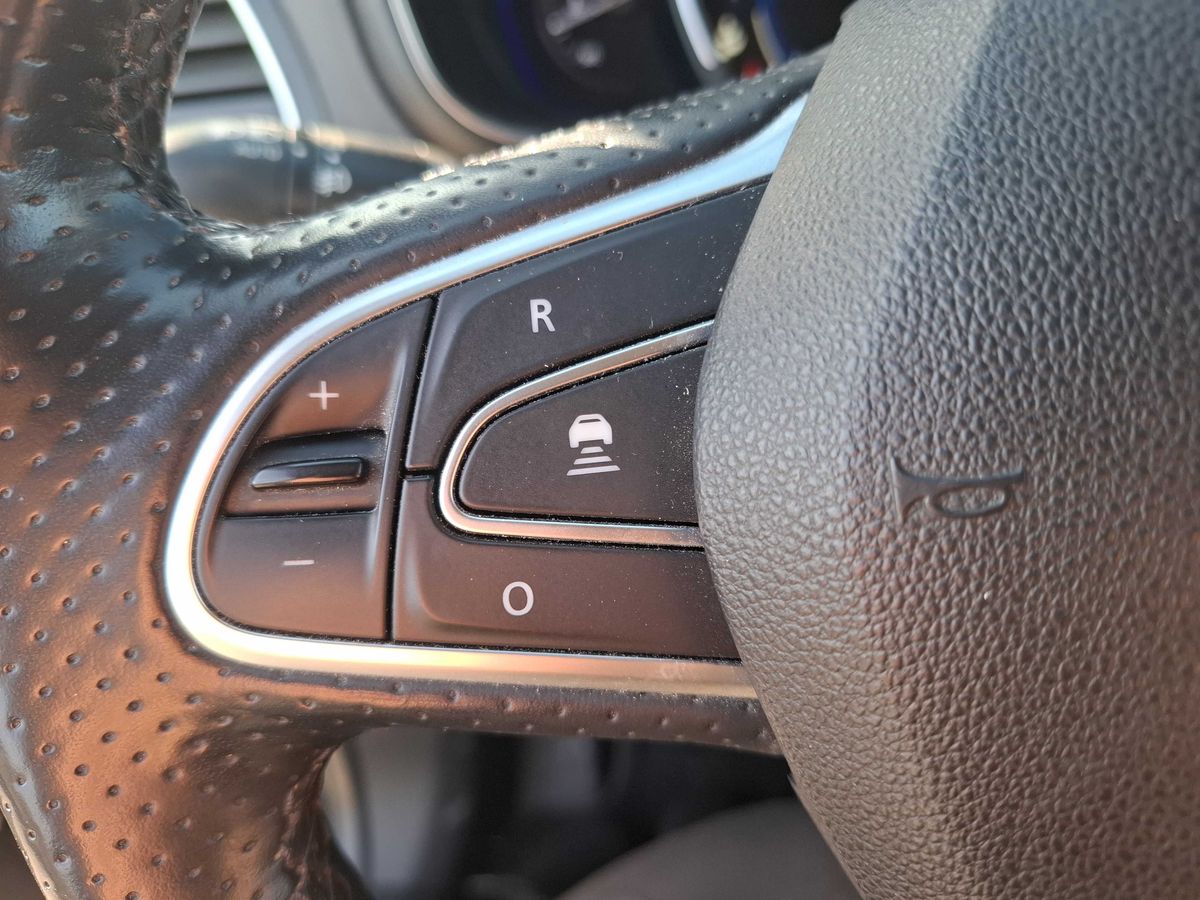 Renault Koleos 2019 — photo 79