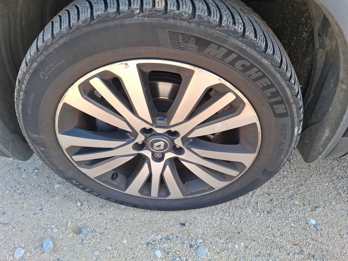 Renault Koleos 2019 — photo 69