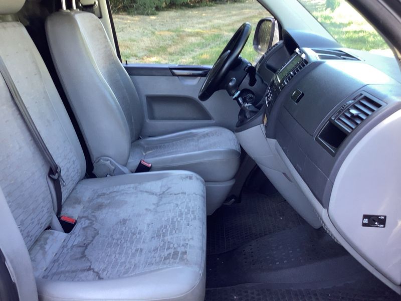 Volkswagen T5 Transporter 2.0 TDI Kasten — zdjęcie 14