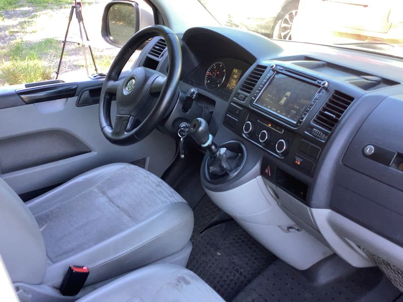Volkswagen T5 Transporter 2.0 TDI Kasten — zdjęcie 12