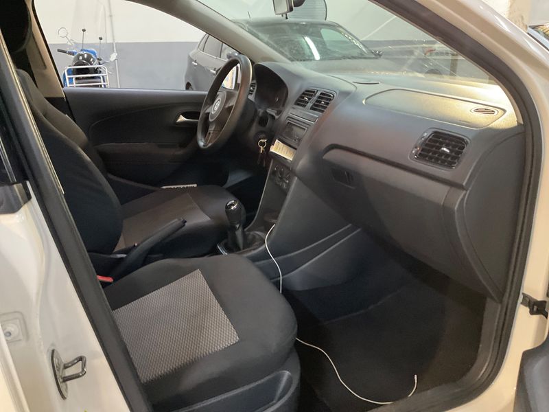 Volkswagen Polo 1.2 TDI Trendline 2014 – снимка 3