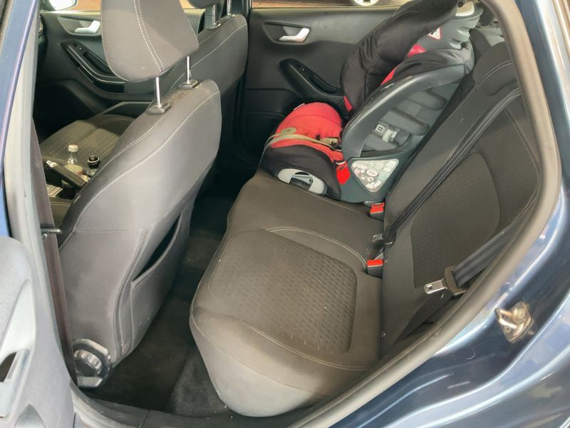 Ford Fiesta 1.0 EcoBoost Titanium — zdjęcie 14