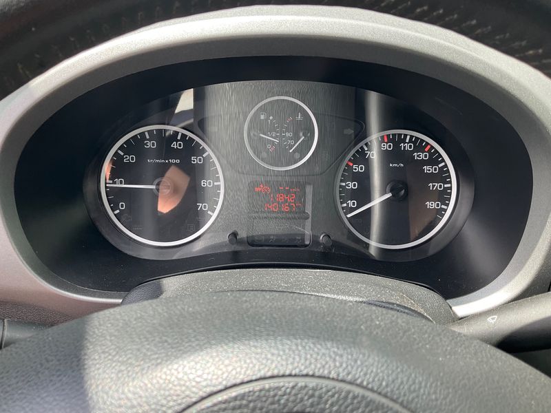 Citroen Berlingo 1.2 PureTech Shine — zdjęcie 13
