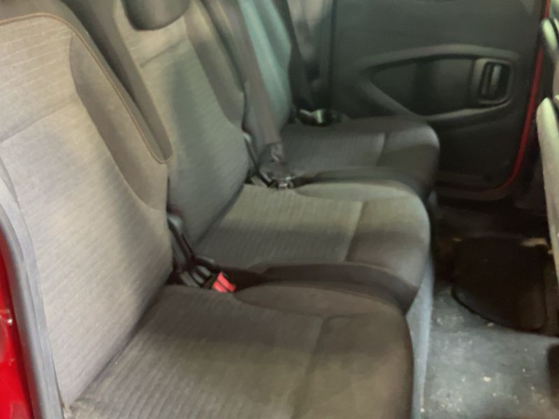 Citroen Berlingo 1.2 PureTech Shine — zdjęcie 14