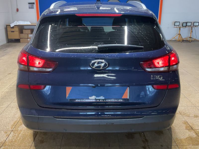 Hyundai i30 1.6 CRDi YES! — zdjęcie 5