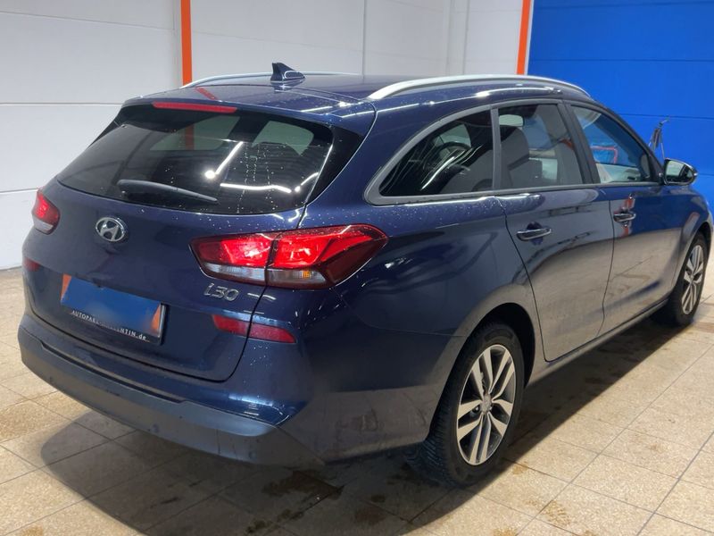 Hyundai i30 1.6 CRDi YES! — zdjęcie 6