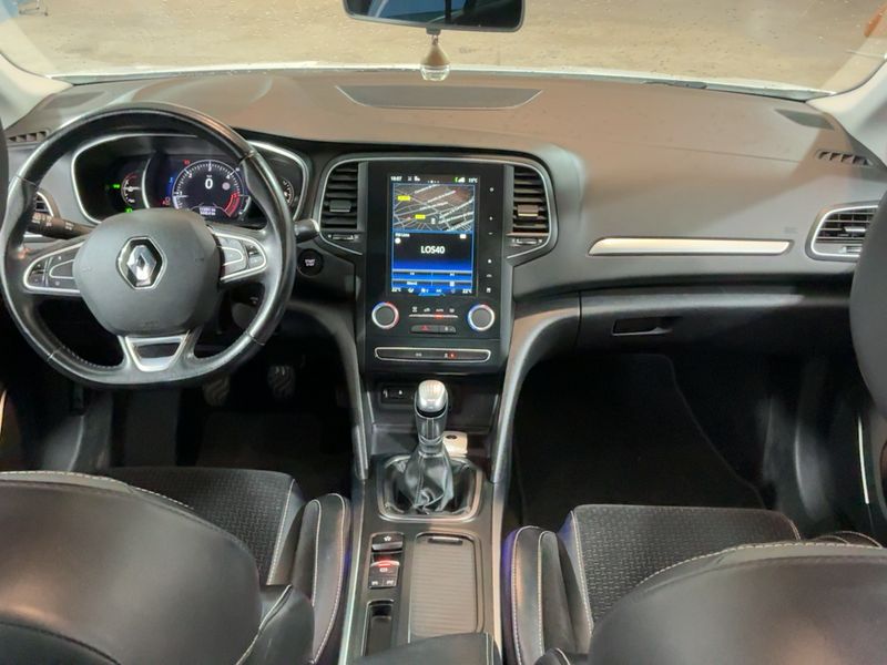 Renault Megane 1.5 dCi Energy Zen 2018 – снимка 17