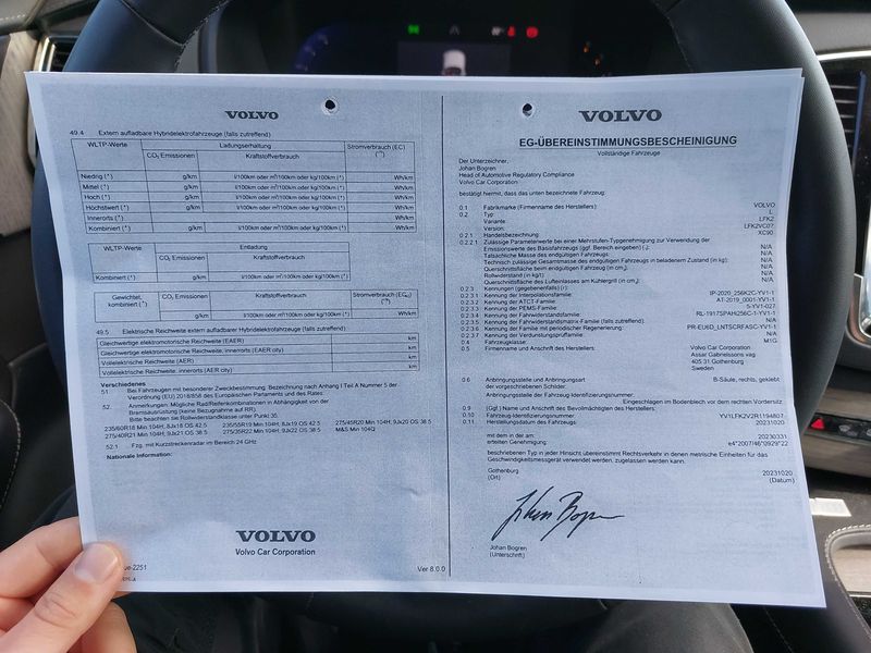 Volvo XC90 2.0 B5 Mild-Hybrid Plus Bright AWD — zdjęcie 17