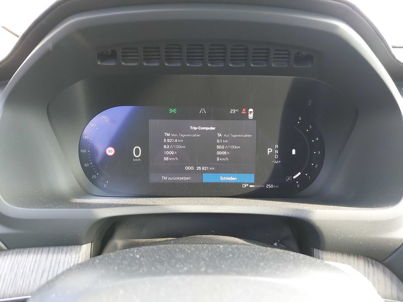 Volvo XC90 2.0 B5 Mild-Hybrid Plus Bright AWD — zdjęcie 12