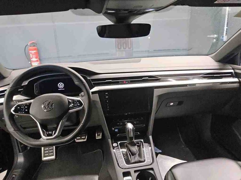 Volkswagen Arteon Shooting Brake 2.0 TSI R-Line — zdjęcie 10