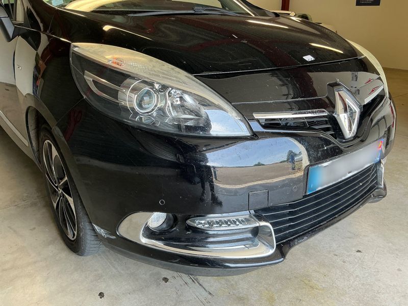 Renault Grand Scenic 1.6 dCi Energy Bose 2015 – снимка 35