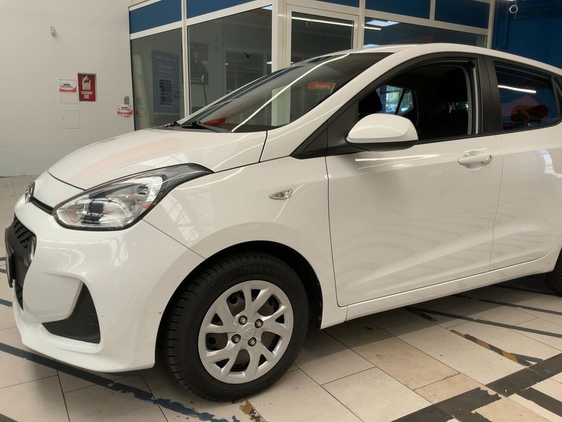 Hyundai i10 1.0 Trend — zdjęcie 2