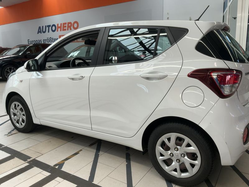 Hyundai i10 1.0 Trend — zdjęcie 3