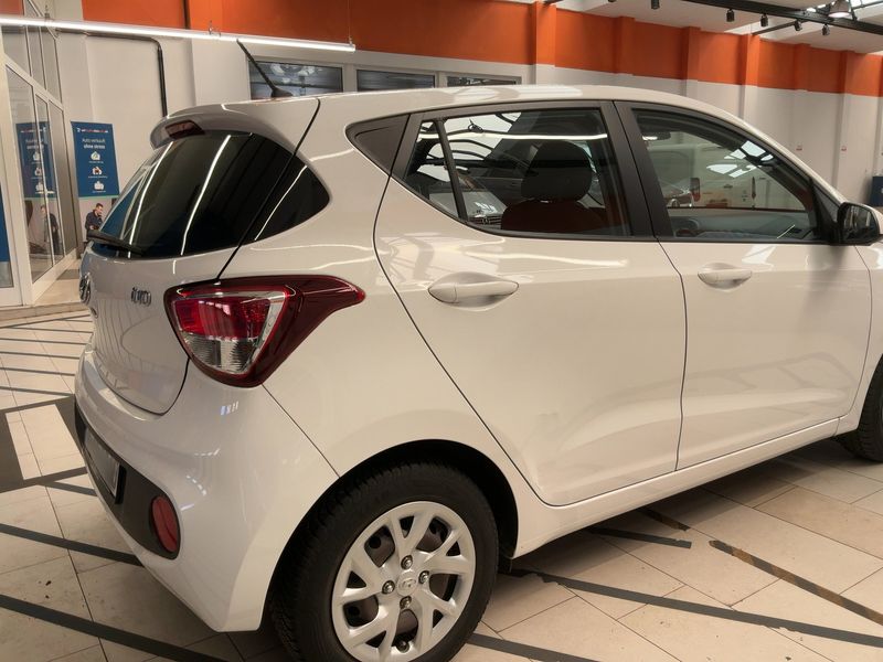 Hyundai i10 1.0 Trend — zdjęcie 6