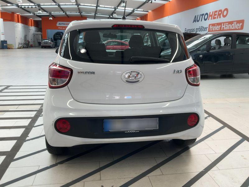 Hyundai i10 1.0 Trend — zdjęcie 5