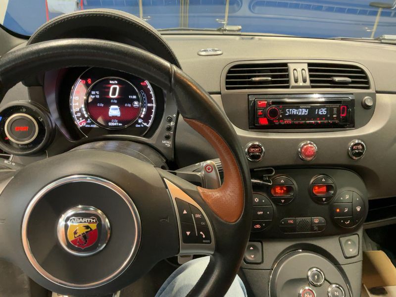 Abarth 595 1.4 Competizione — zdjęcie 13