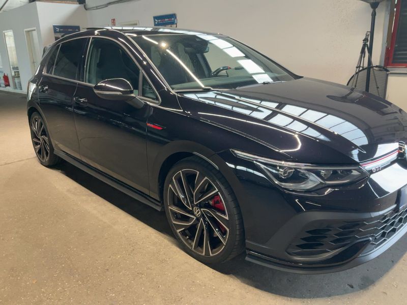 Volkswagen Golf VIII 2.0 TSI GTI Clubsport — zdjęcie 8