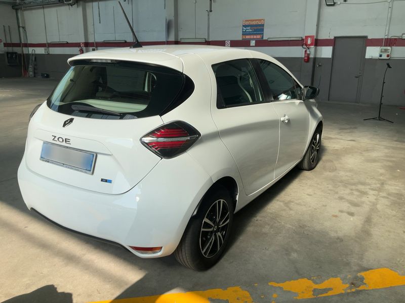 Renault Zoe electric drive 51 kW Life — zdjęcie 6