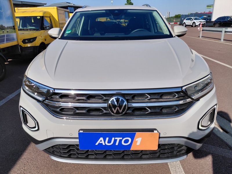 Volkswagen T-Roc 1.0 TSI Style 2025 – снимка 7