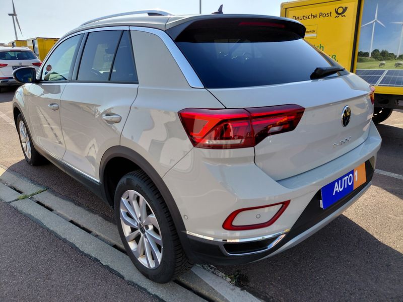 Volkswagen T-Roc 1.0 TSI Style 2025 – снимка 3
