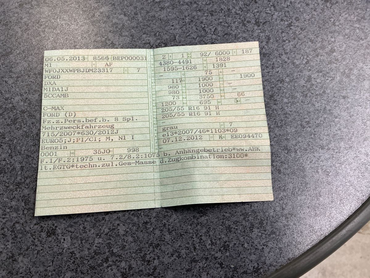 Ford C-Max 1.0 EcoBoost Champions Edition