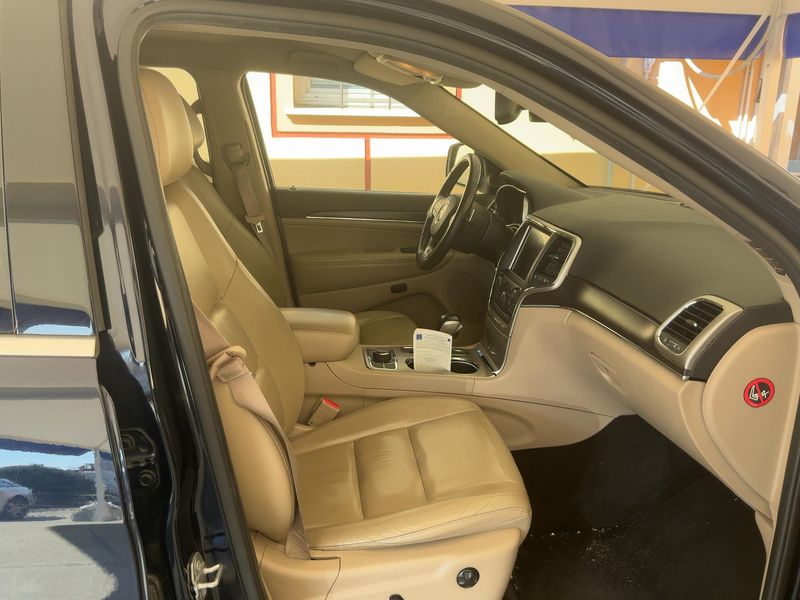 Jeep Grand Cherokee 3.0 CRD Limited — zdjęcie 11