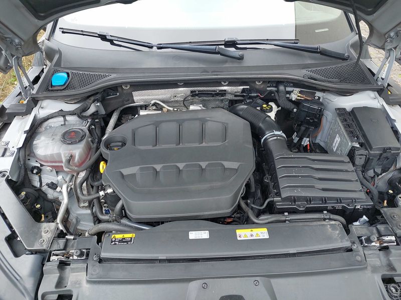 Volkswagen Arteon Shooting Brake 2.0 TSI R 4Motion — zdjęcie 8