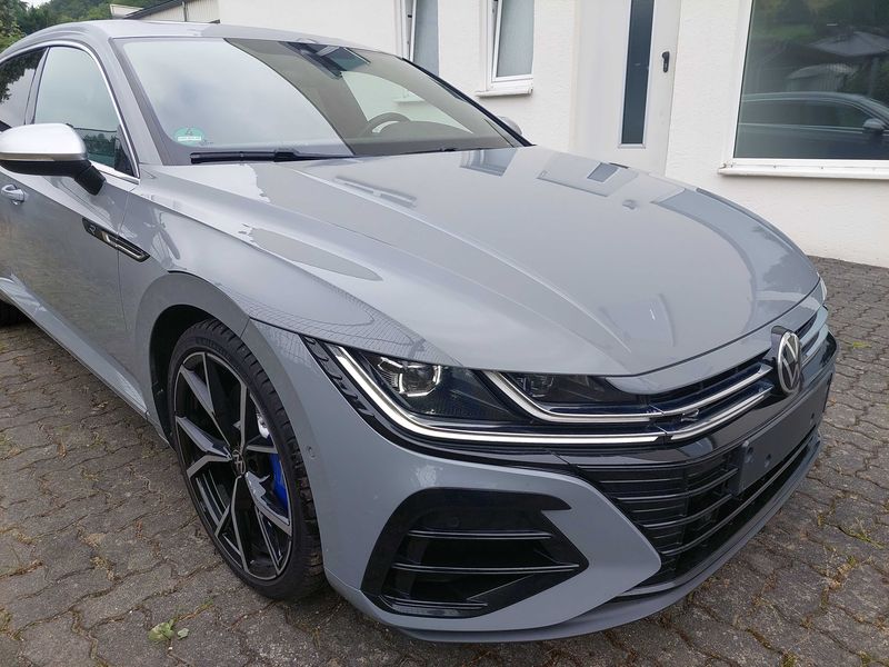 Volkswagen Arteon Shooting Brake 2.0 TSI R 4Motion — zdjęcie 6