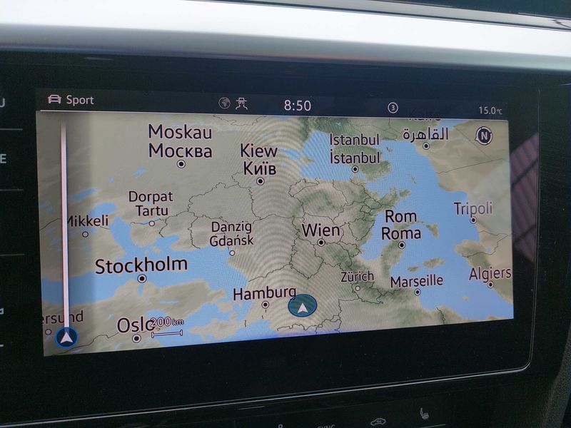 Volkswagen Arteon Shooting Brake 2.0 TSI R 4Motion — zdjęcie 13