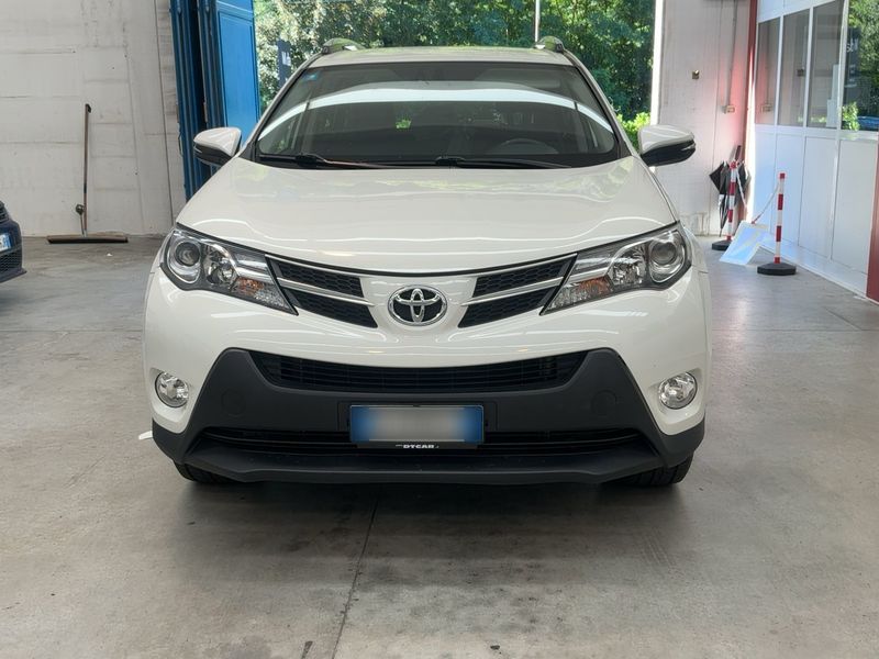 Toyota RAV 4 2.2 D-4D Style — zdjęcie 9