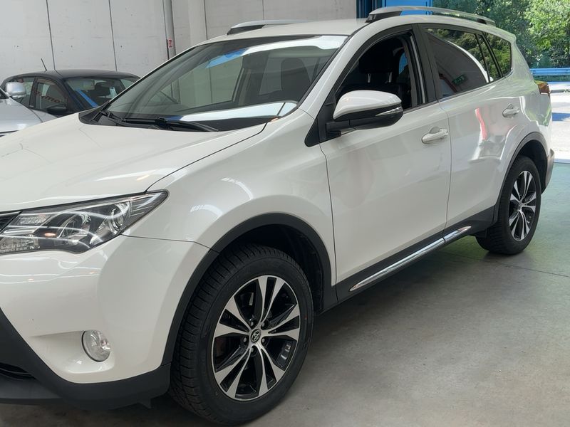 Toyota RAV 4 2.2 D-4D Style — zdjęcie 2