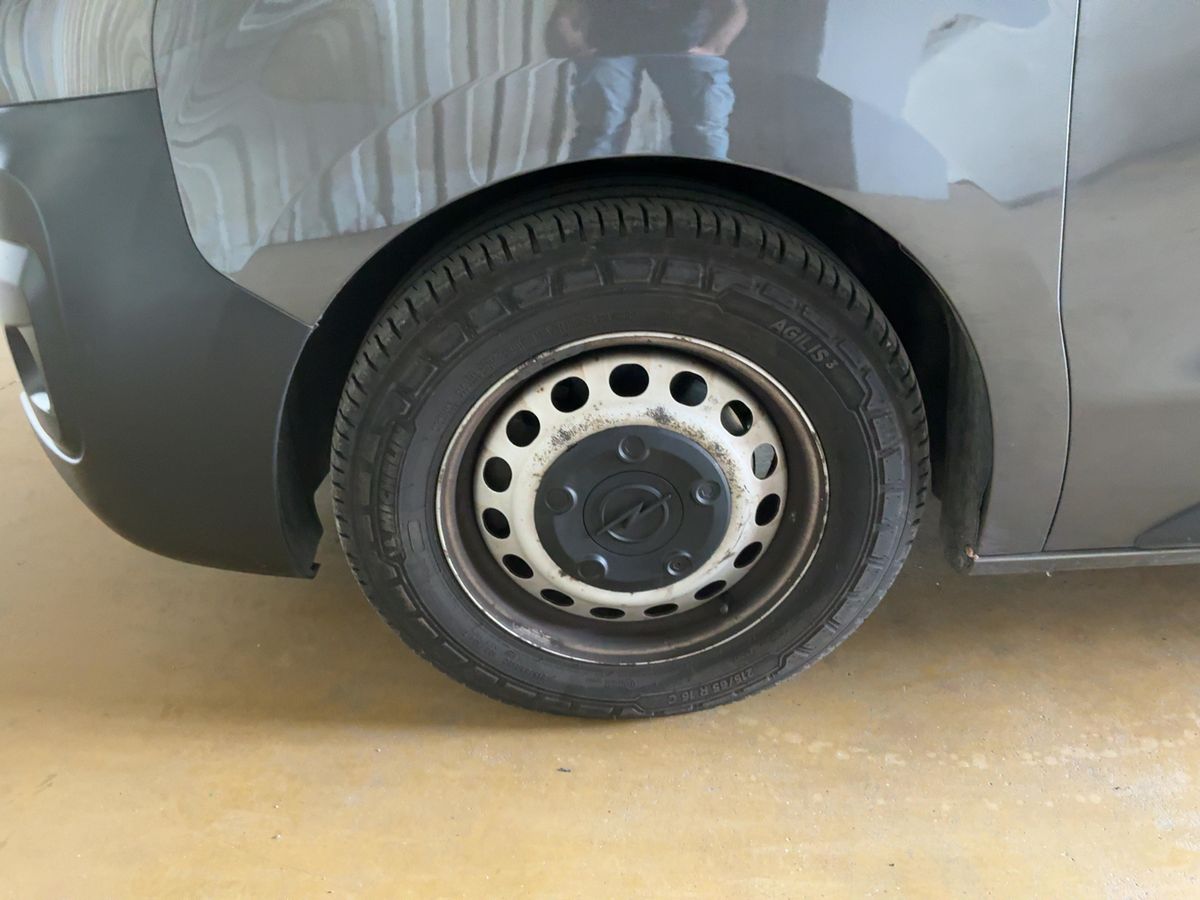 Opel Vivaro 2021 — photo 4
