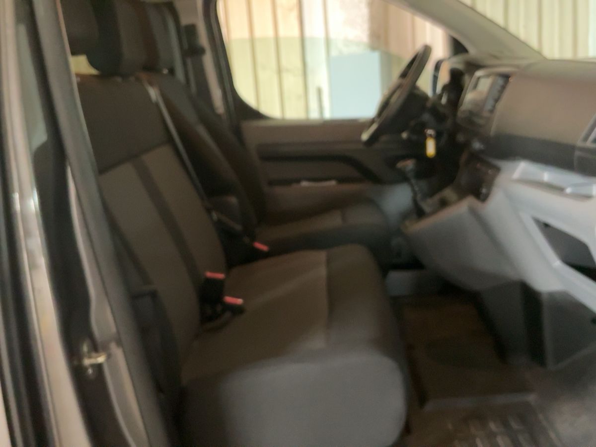 Opel Vivaro 2021 — photo 17