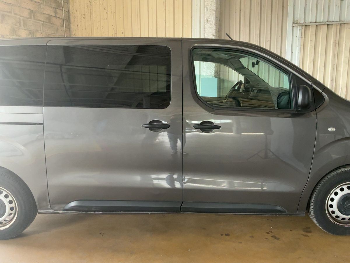 Opel Vivaro 2021 — photo 11