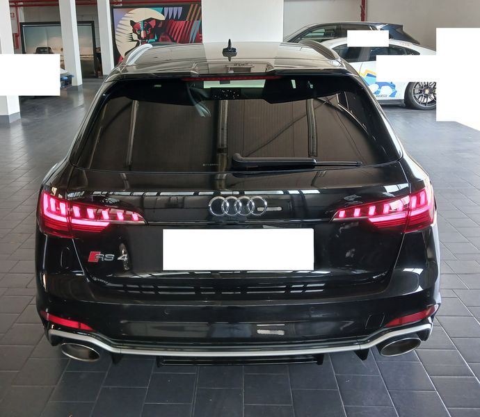 Audi RS 4 2.9 TFSI quattro — zdjęcie 4