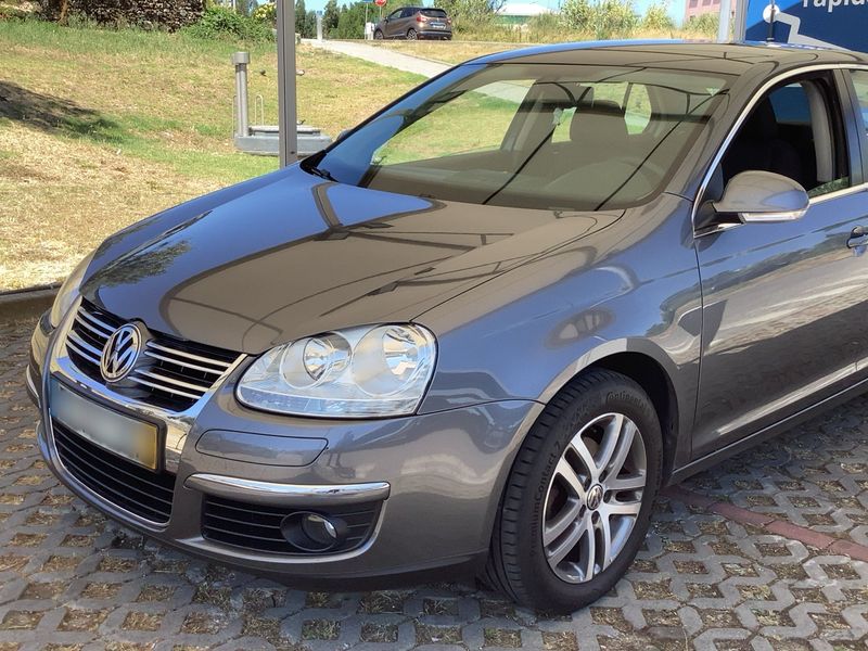 Volkswagen Jetta 1.6 TDI Comfortline — zdjęcie 2