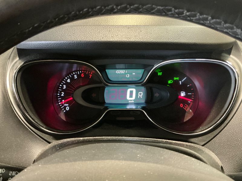 Renault Captur 1.2 TCe Energy Intens — zdjęcie 13