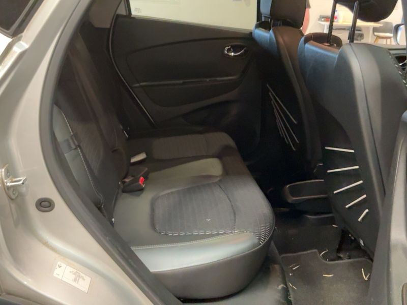 Renault Captur 1.2 TCe Energy Intens — zdjęcie 14