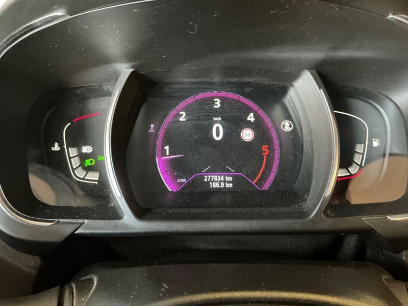 Renault Scenic 1.5 dCi Energy Zen — zdjęcie 4