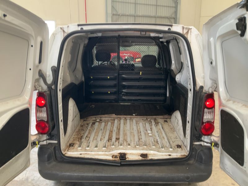 Citroen Berlingo 1.6 Blue-HDi L1 2019 – снимка 15