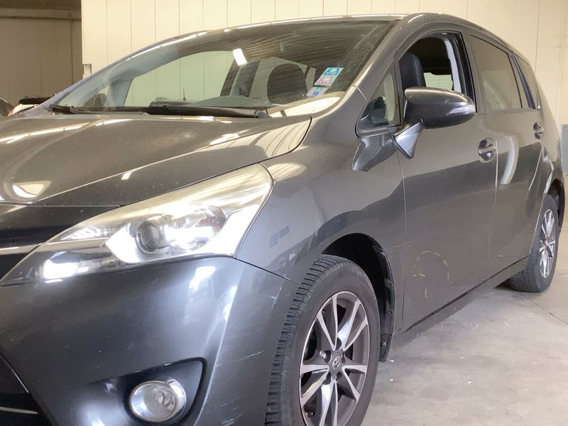 Toyota Verso 1.6 Active — zdjęcie 2
