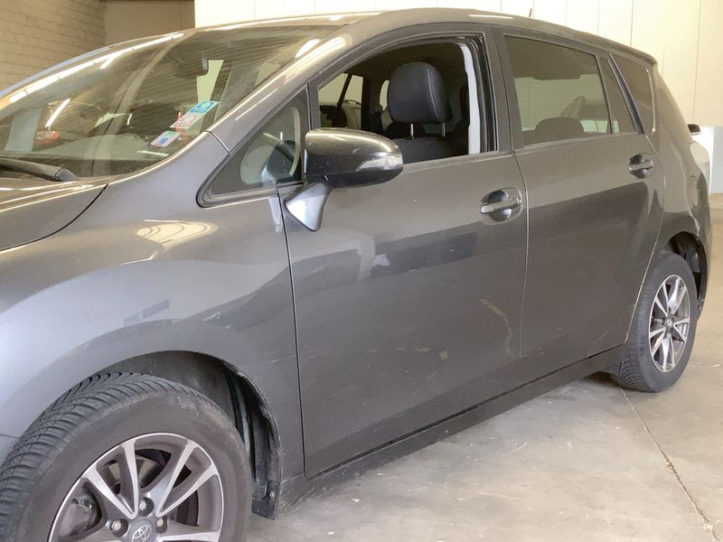 Toyota Verso 1.6 Active — zdjęcie 4