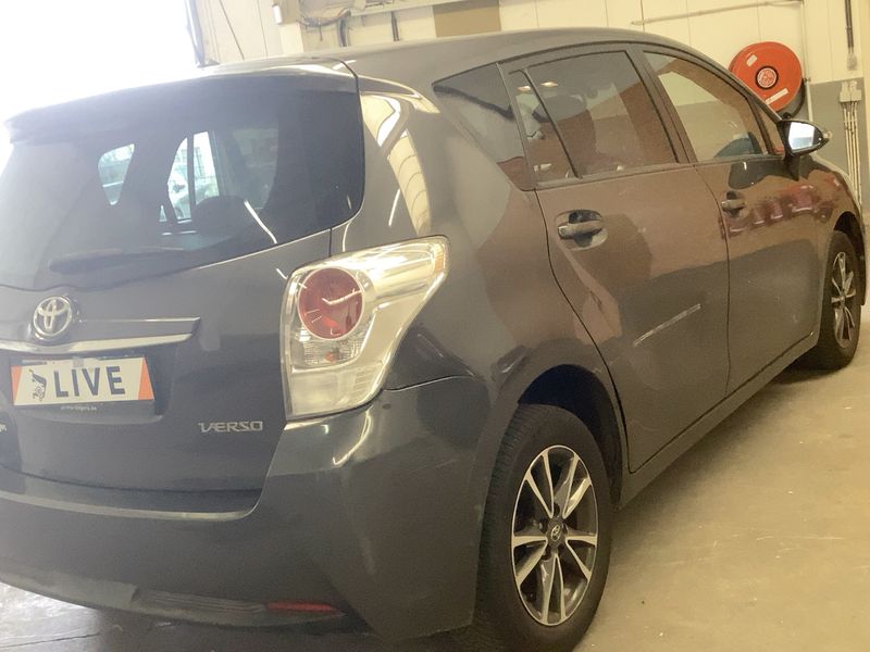 Toyota Verso 1.6 Active — zdjęcie 6