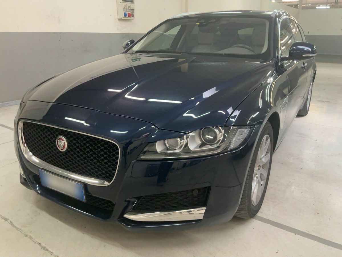 Jaguar XF 2020