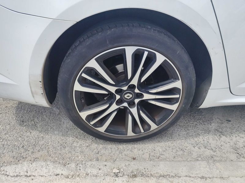 Renault Talisman 1.6 dCi Energy Initiale Paris — zdjęcie 16