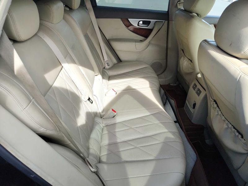 Infiniti FX 3.0 V6 Diesel FX30d GT Premium — zdjęcie 14